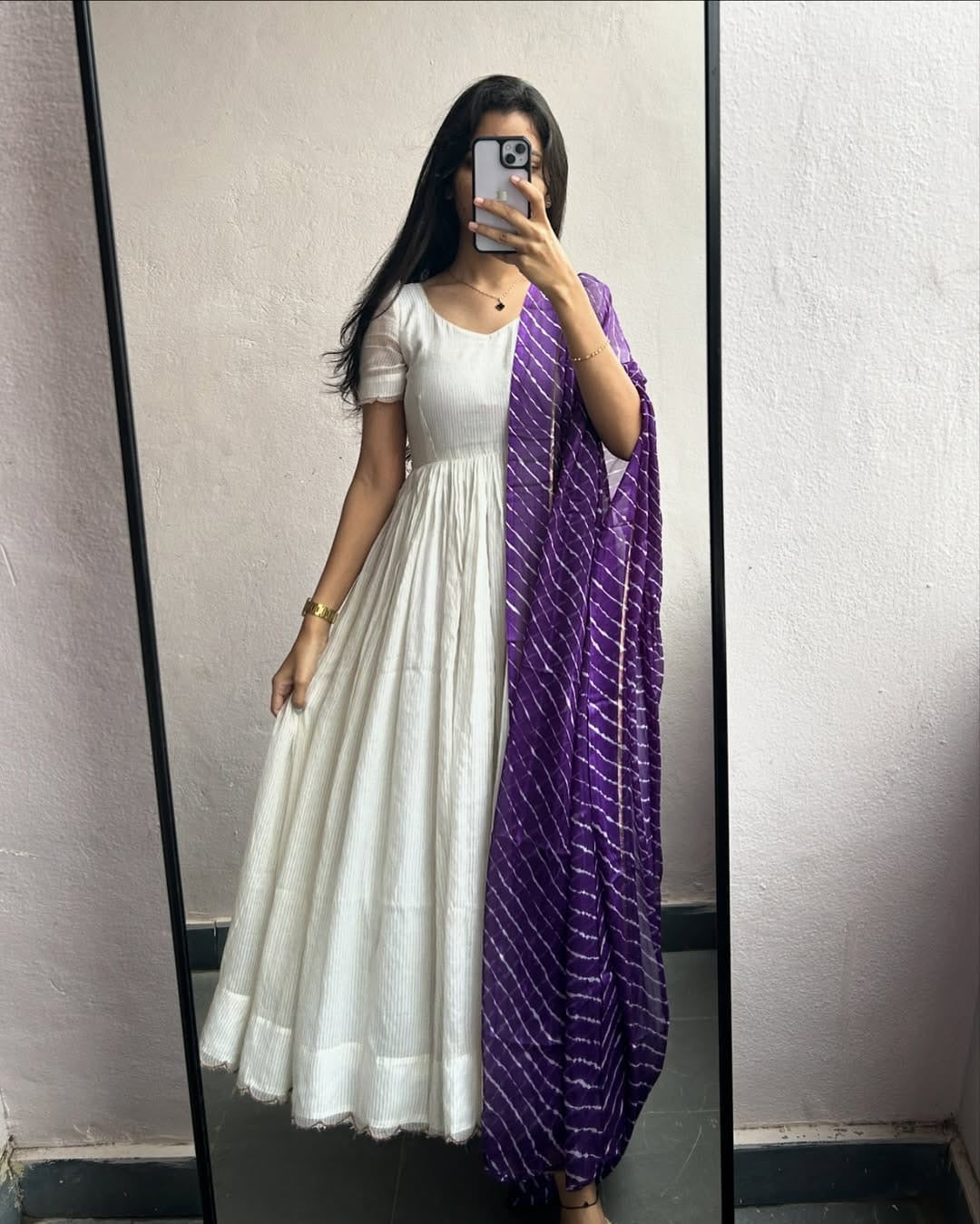Lehar White - Vedhika Fashion