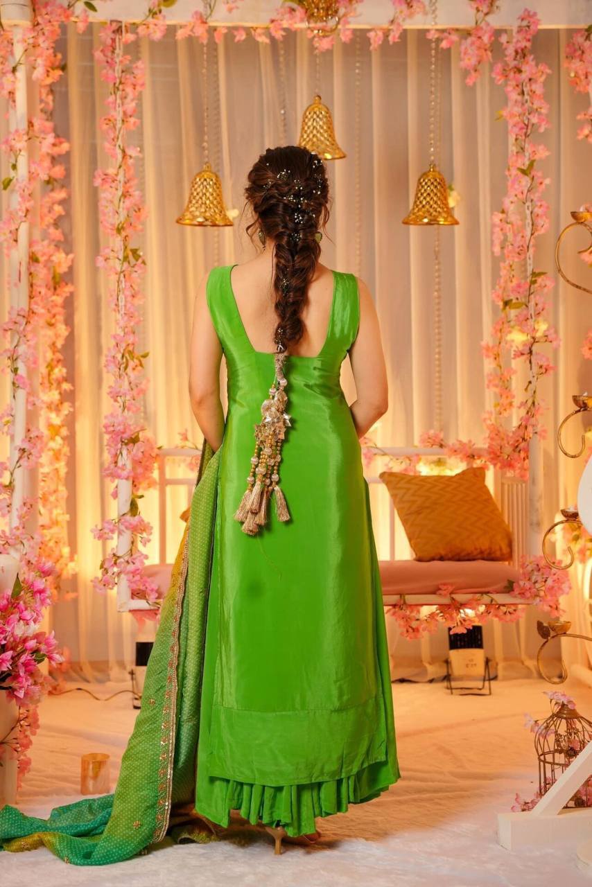 SLATE GREEN BANDHEJ SET - Vedhika Fashion