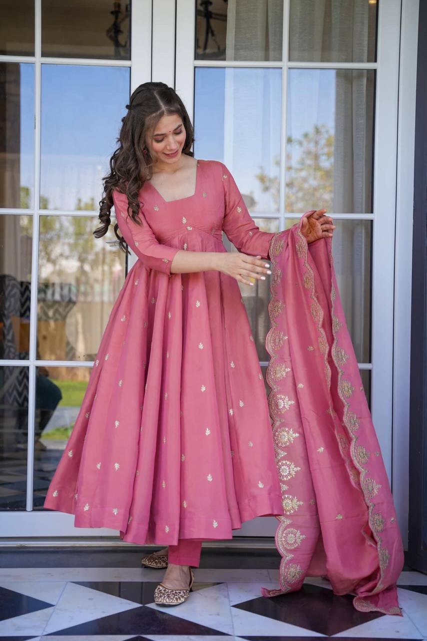 Cosmo suit - Vedhika Fashion