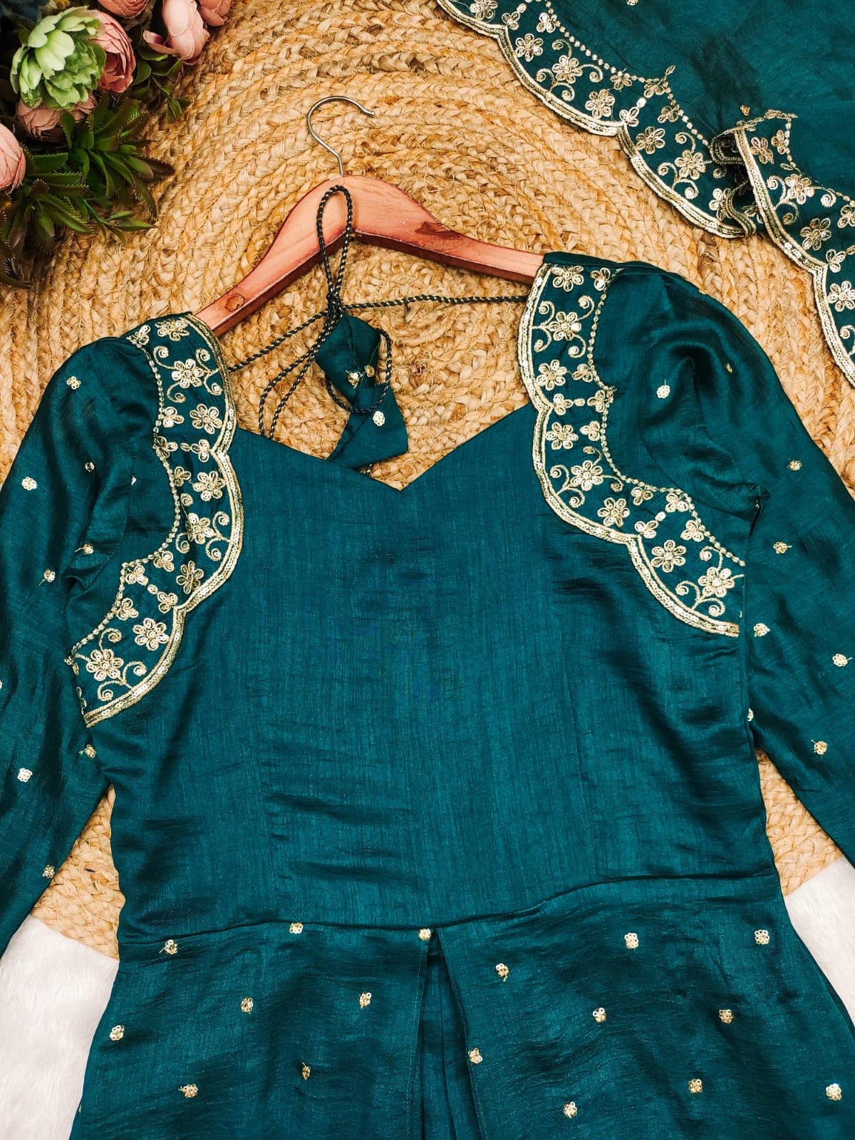 Ditya Morepich Suit