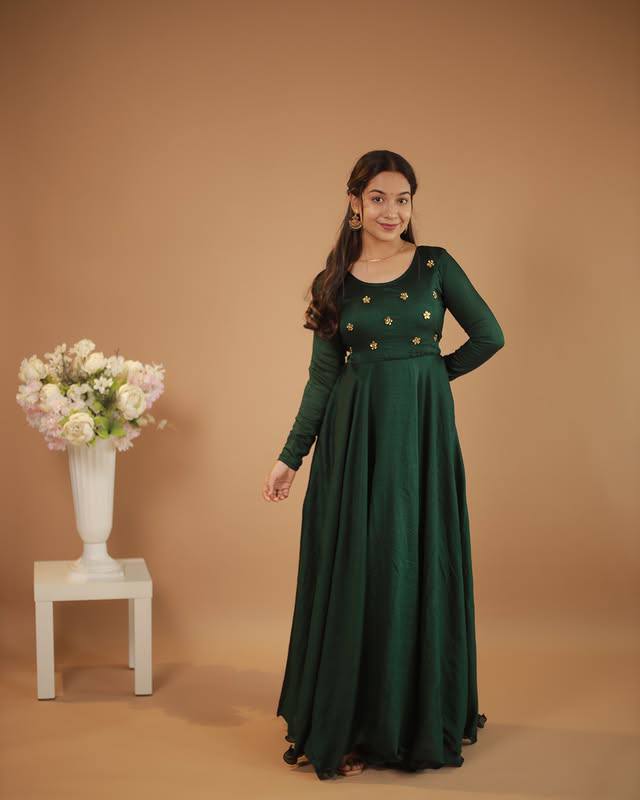 VICHITRA GREEN - Vedhika Fashion