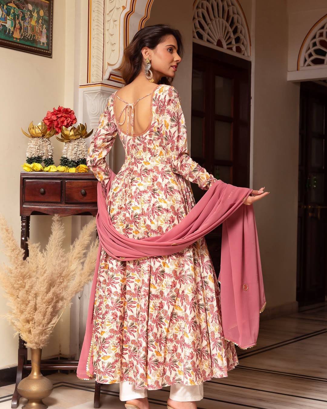 BHAVINA SUIT