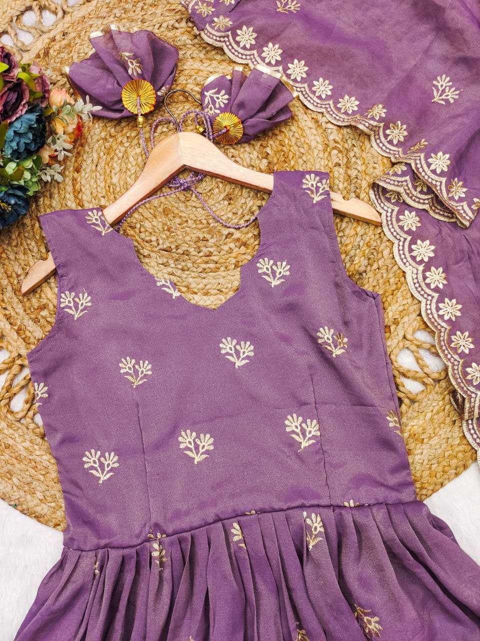REGANZIA SUIT SET - Vedhika Fashion