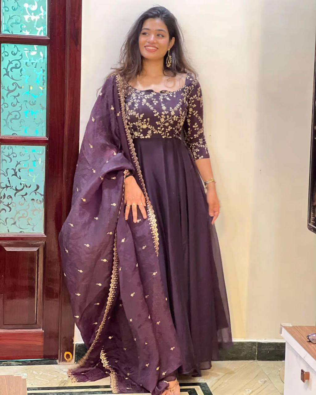 PARI ANARKALI - Vedhika Fashion