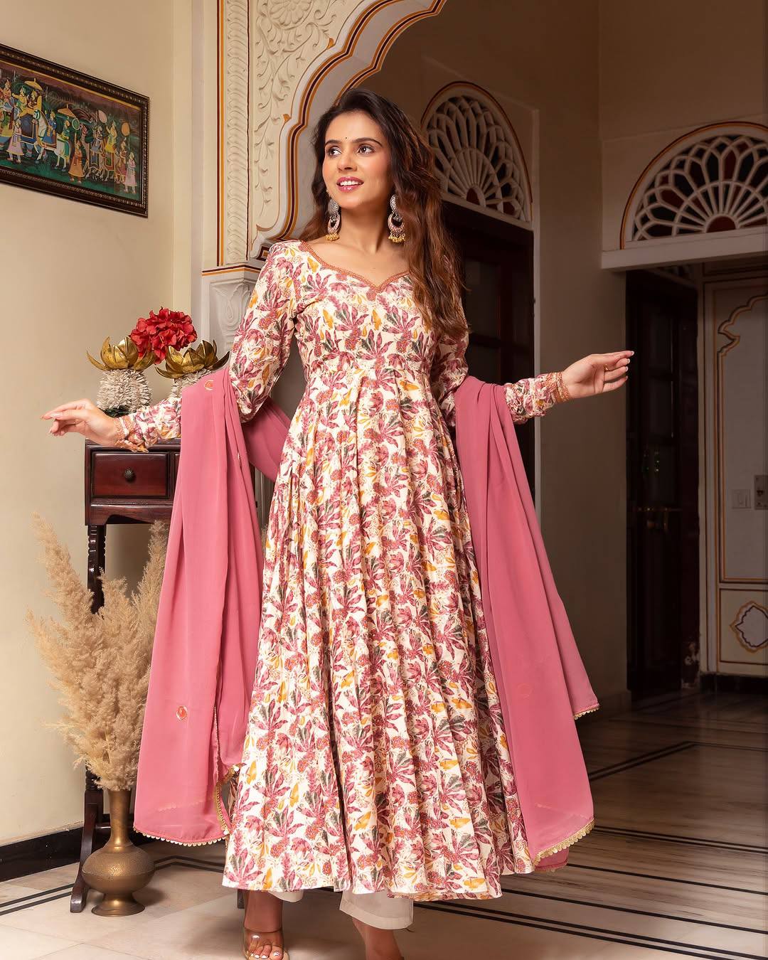 BHAVINA SUIT