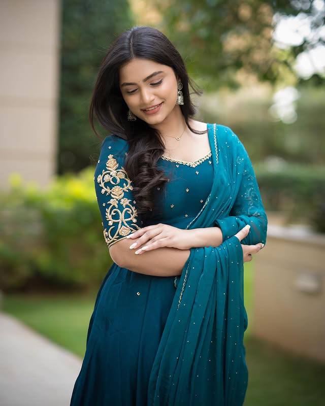 MOR PANKH ANARKALI