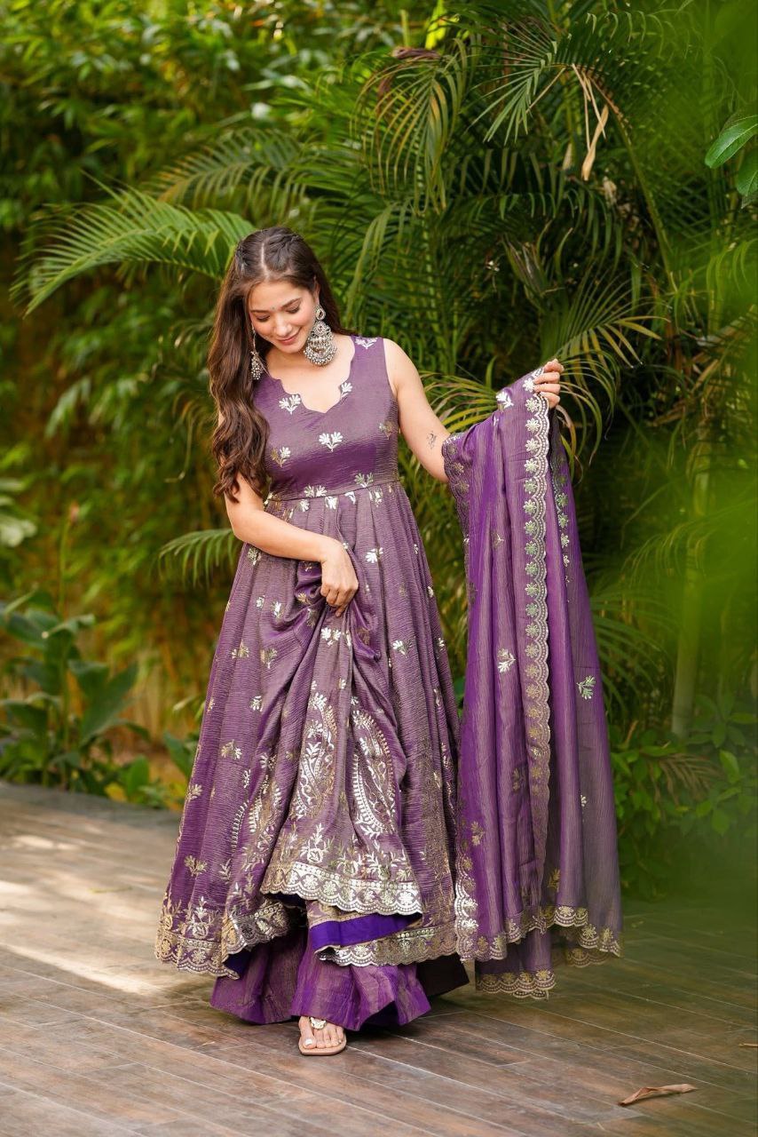 REGANZIA SUIT SET - Vedhika Fashion