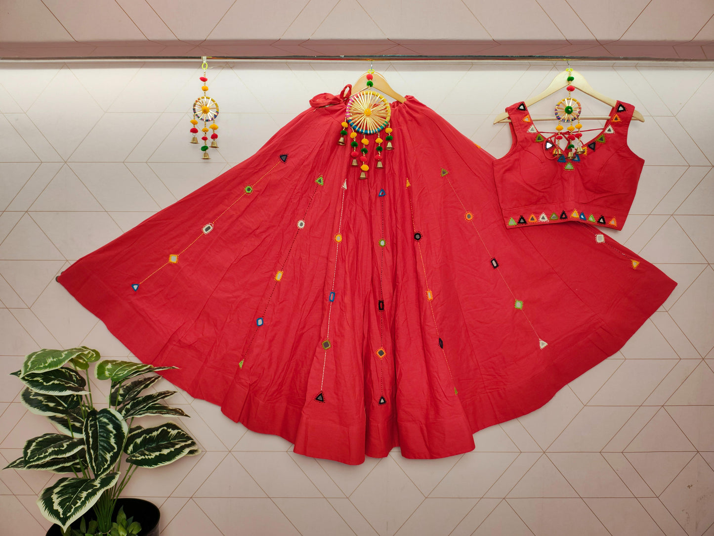 GAMTHI BHARAT NAVARATRI LEHENGA - Vedhika Fashion