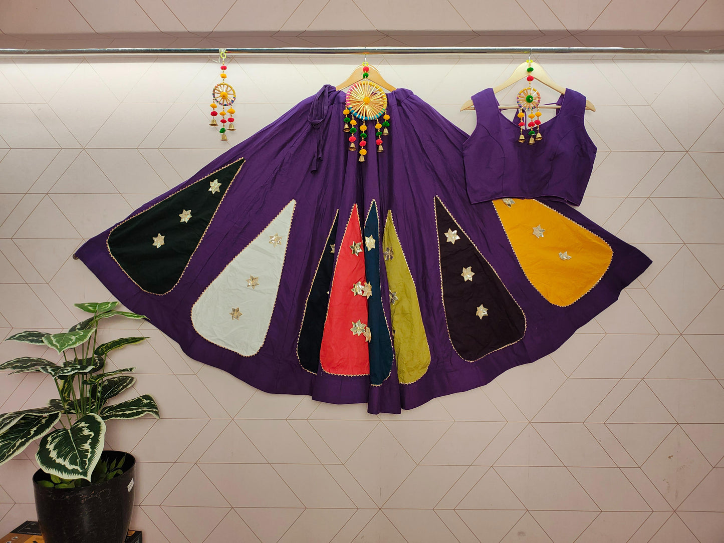 Tilak PRINT LEHENGA - Vedhika Fashion