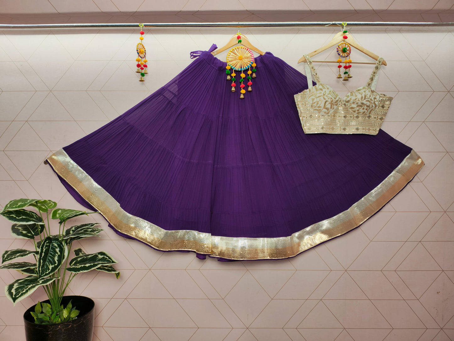 TAPI TAT NAVARATRI LEHENGA - Vedhika Fashion