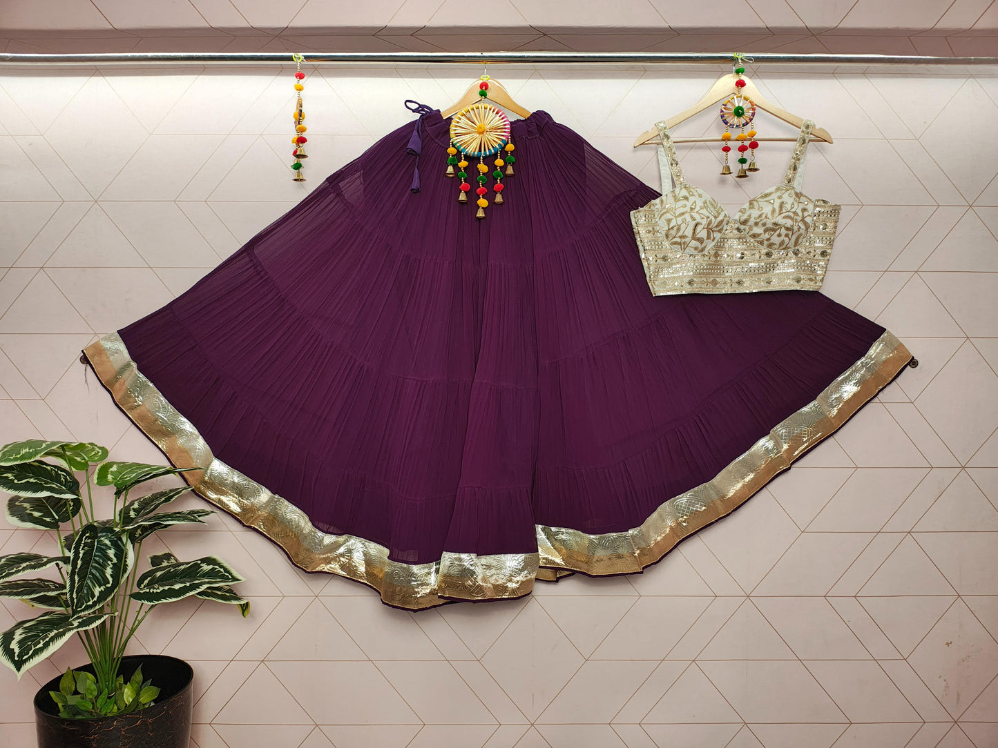 TAPI TAT NAVARATRI LEHENGA - Vedhika Fashion