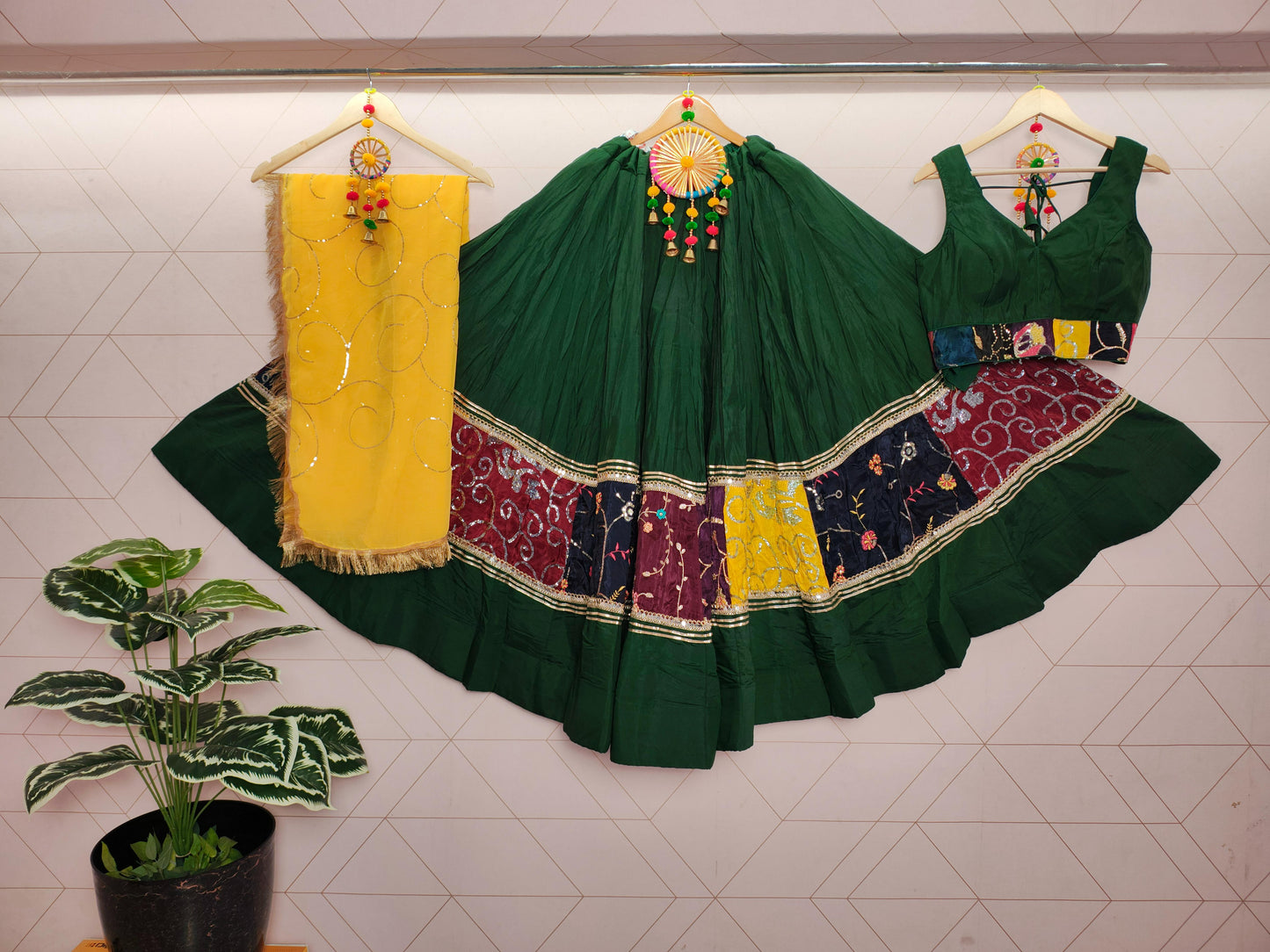 RASS NAVARATRI LEHENGA - Vedhika Fashion