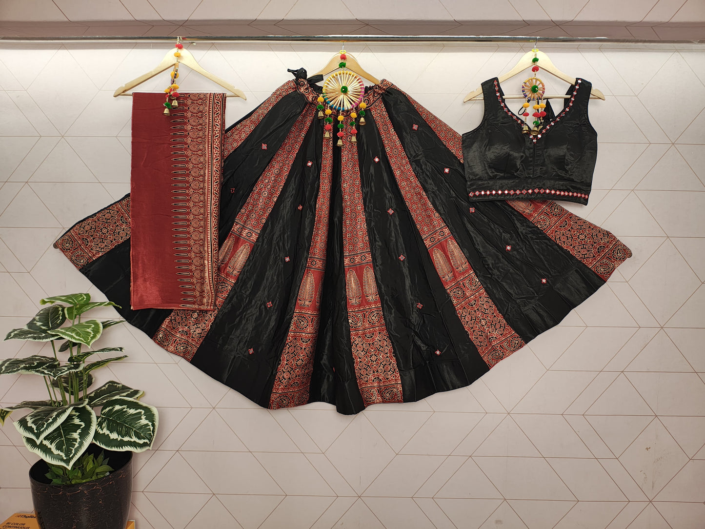 GAJI SILK NAVARATRI LEHENGA - Vedhika Fashion