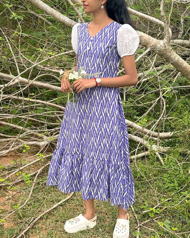 WAVE IKKAT - Vedhika Fashion