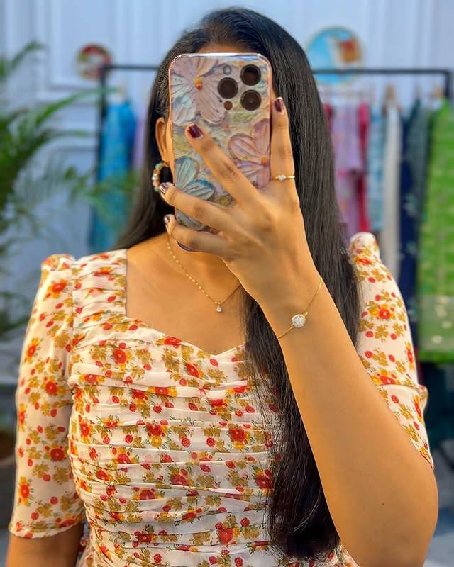 SOPHI YELLOW - Vedhika Fashion