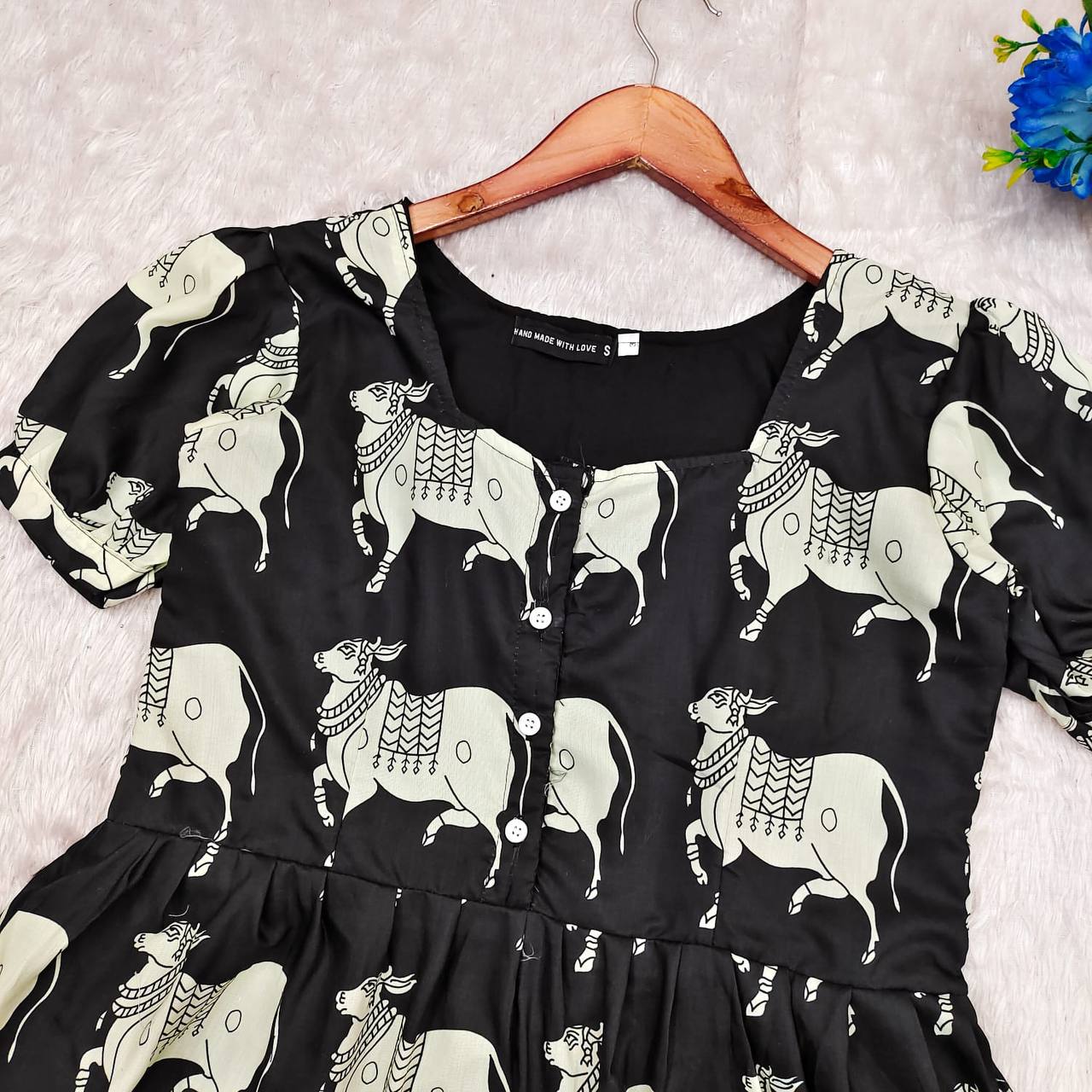 BLACK COW - Vedhika Fashion