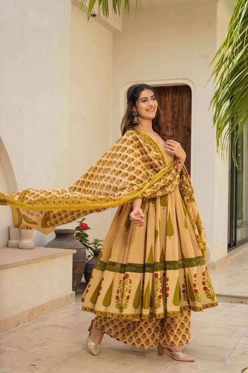 MAAHIKA SUIT SET - Vedhika Fashion
