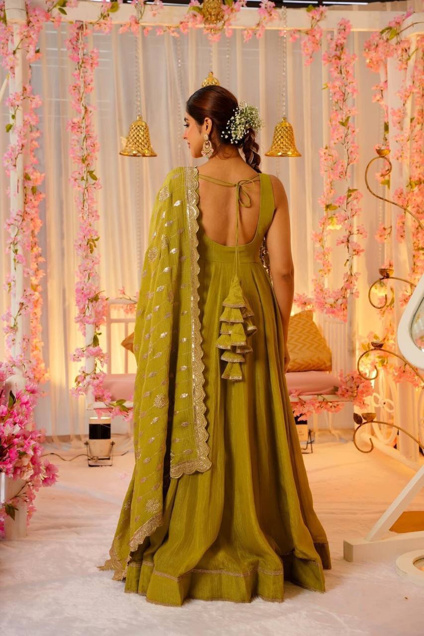 VARTIKA GREEN - Vedhika Fashion