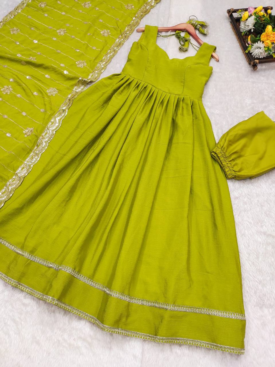VARTIKA GREEN - Vedhika Fashion