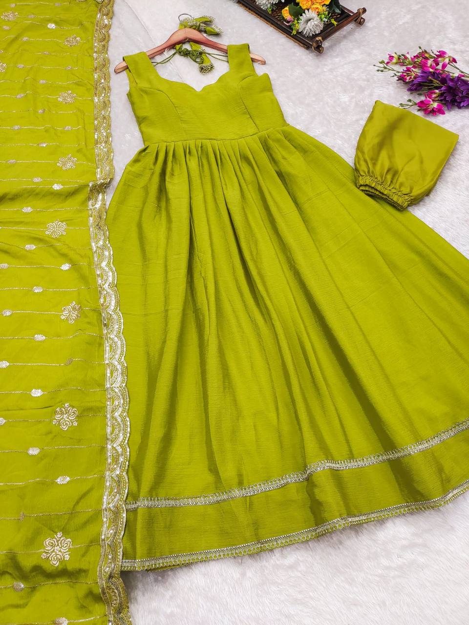 VARTIKA GREEN - Vedhika Fashion