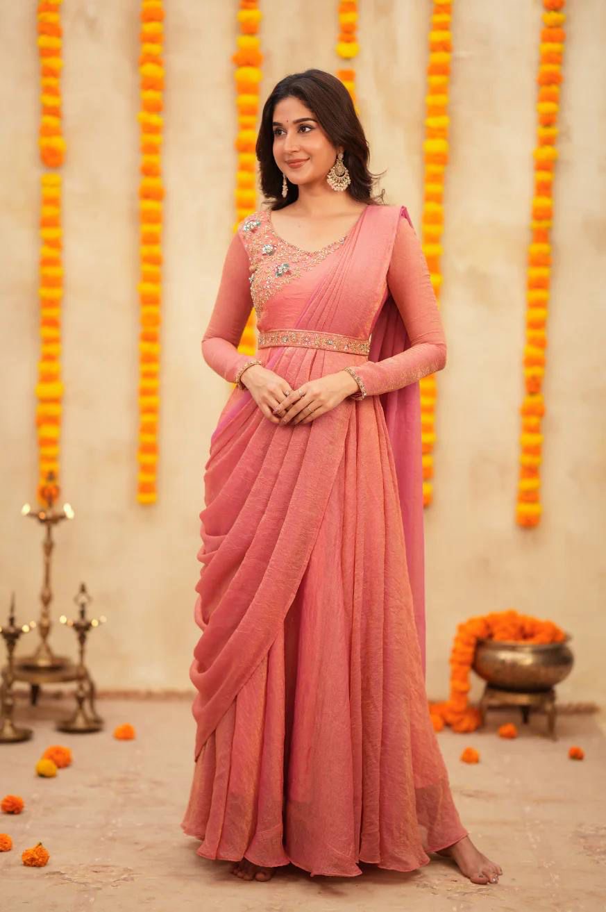 GEETH PEACH ANARKALI