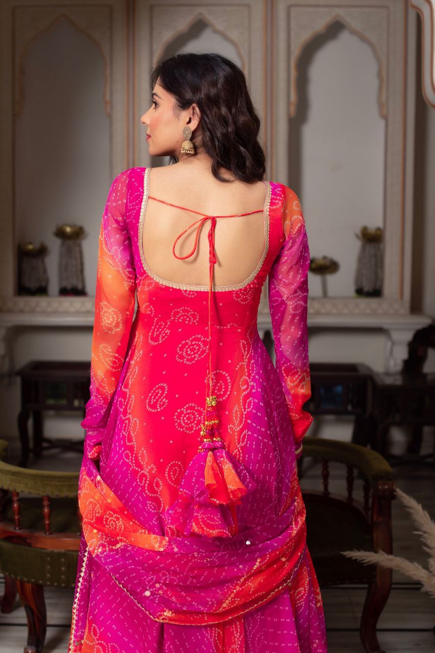 Menaka Suit Set