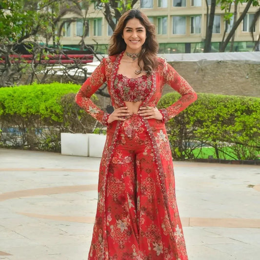 Mrunal Thakur Inspired Outfit