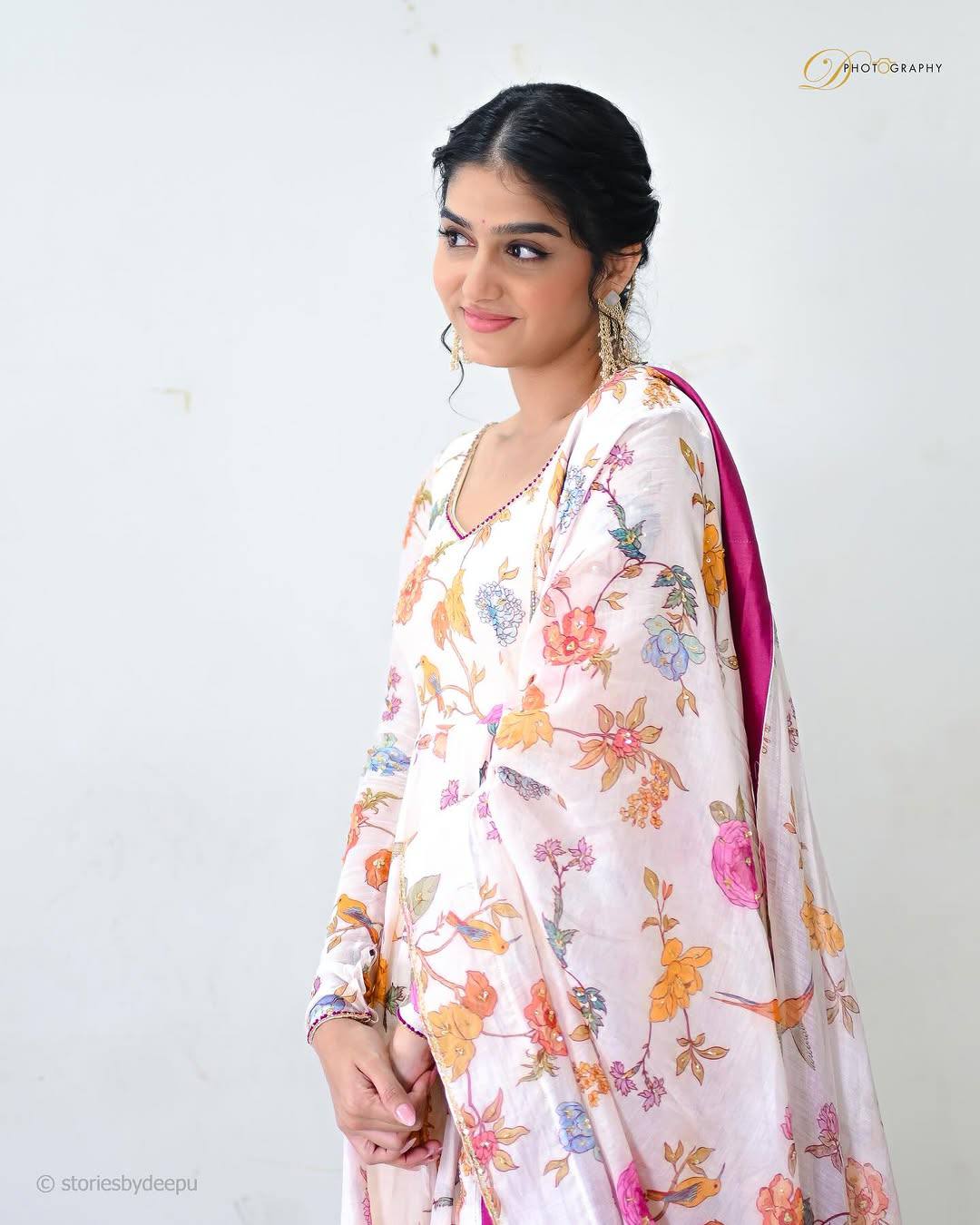FEATHER WHITE ANARKALI SUIT