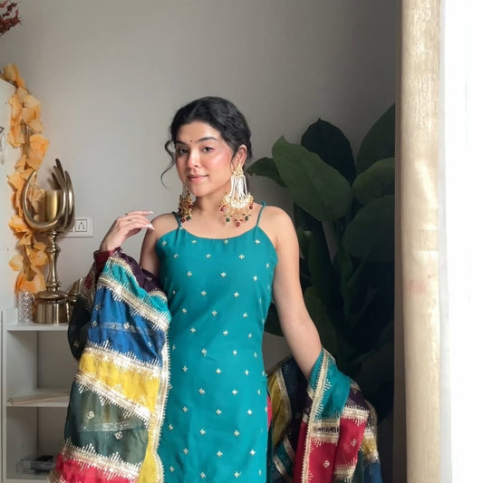 Malhari Sharara Set