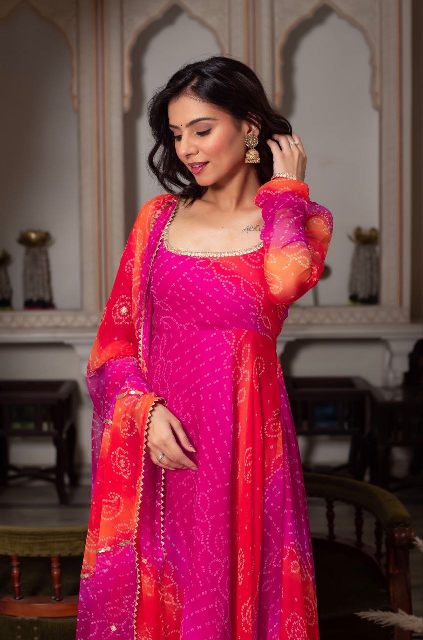 Menaka Suit Set