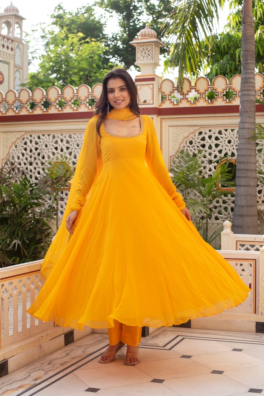 Shanvi Anarkali suit set