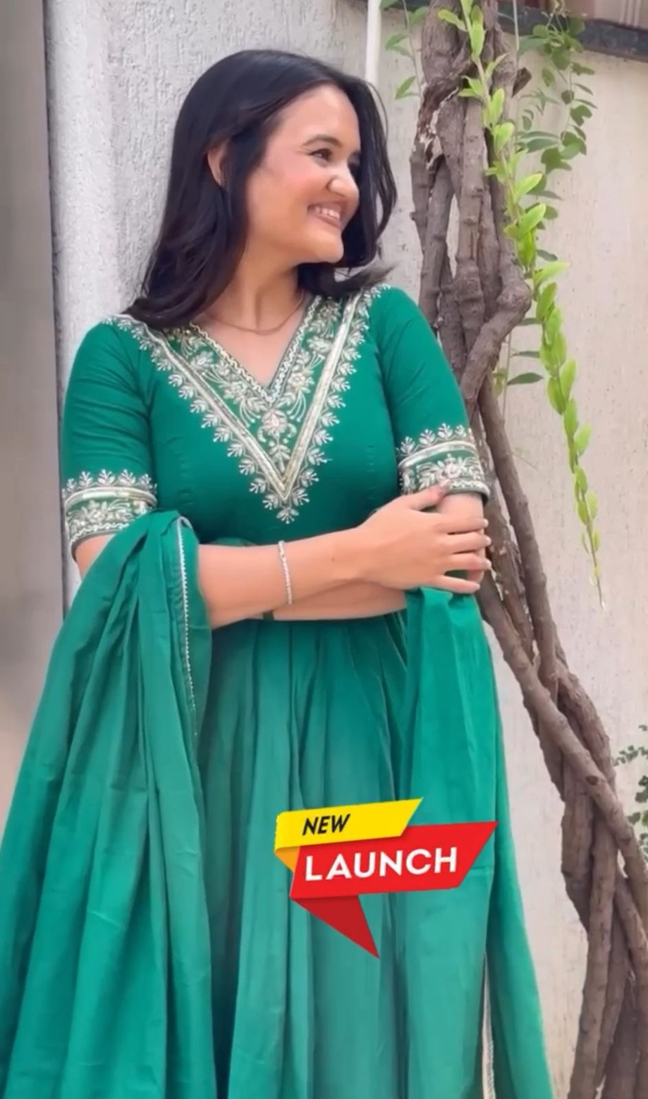 Regal Emerald Anarkali Set