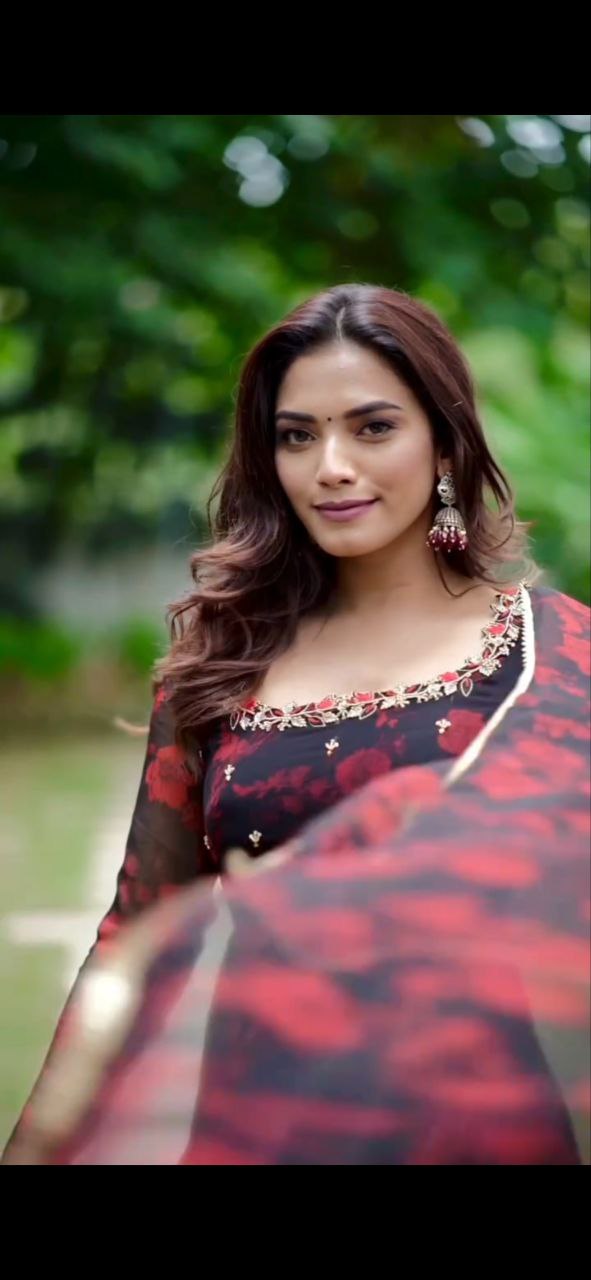 Rose Motif Anarkali