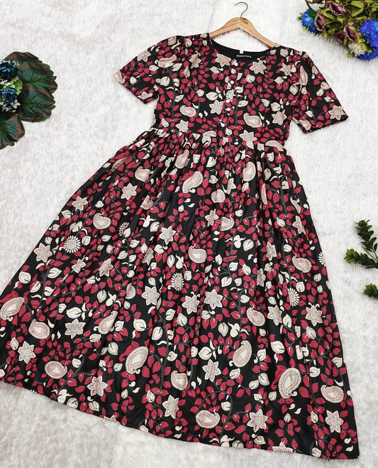 BLACK AND RED KALAMKARI