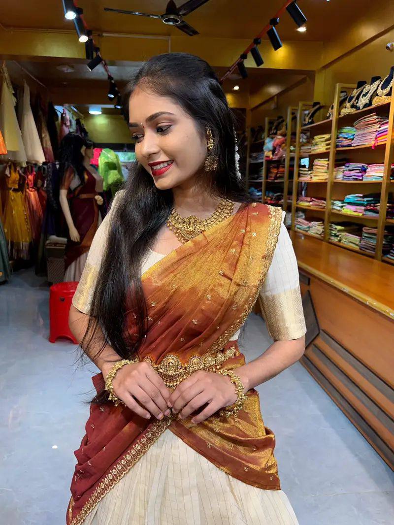 Swarnmukhi Rust Lehenga