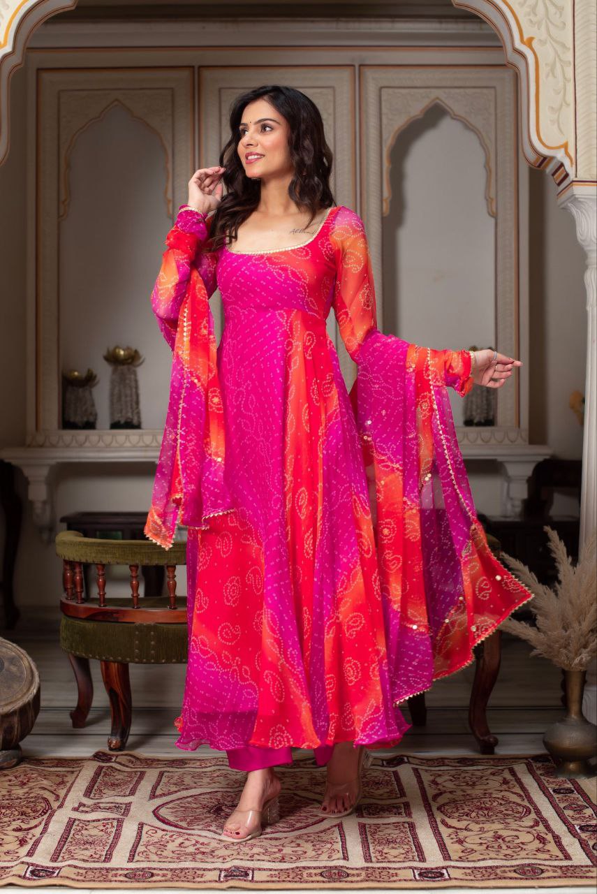 Menaka Suit Set