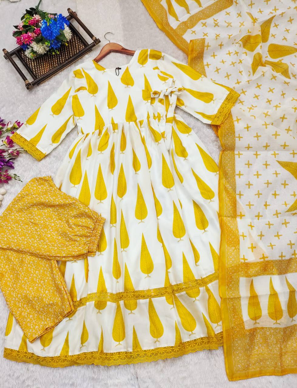 Yellow Leaf set