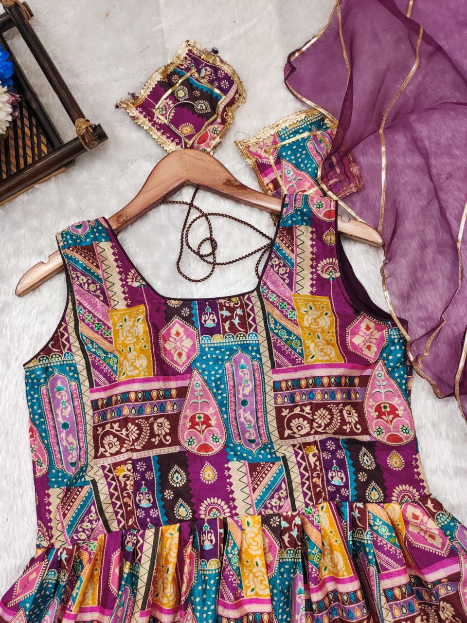 Sunheri suit set