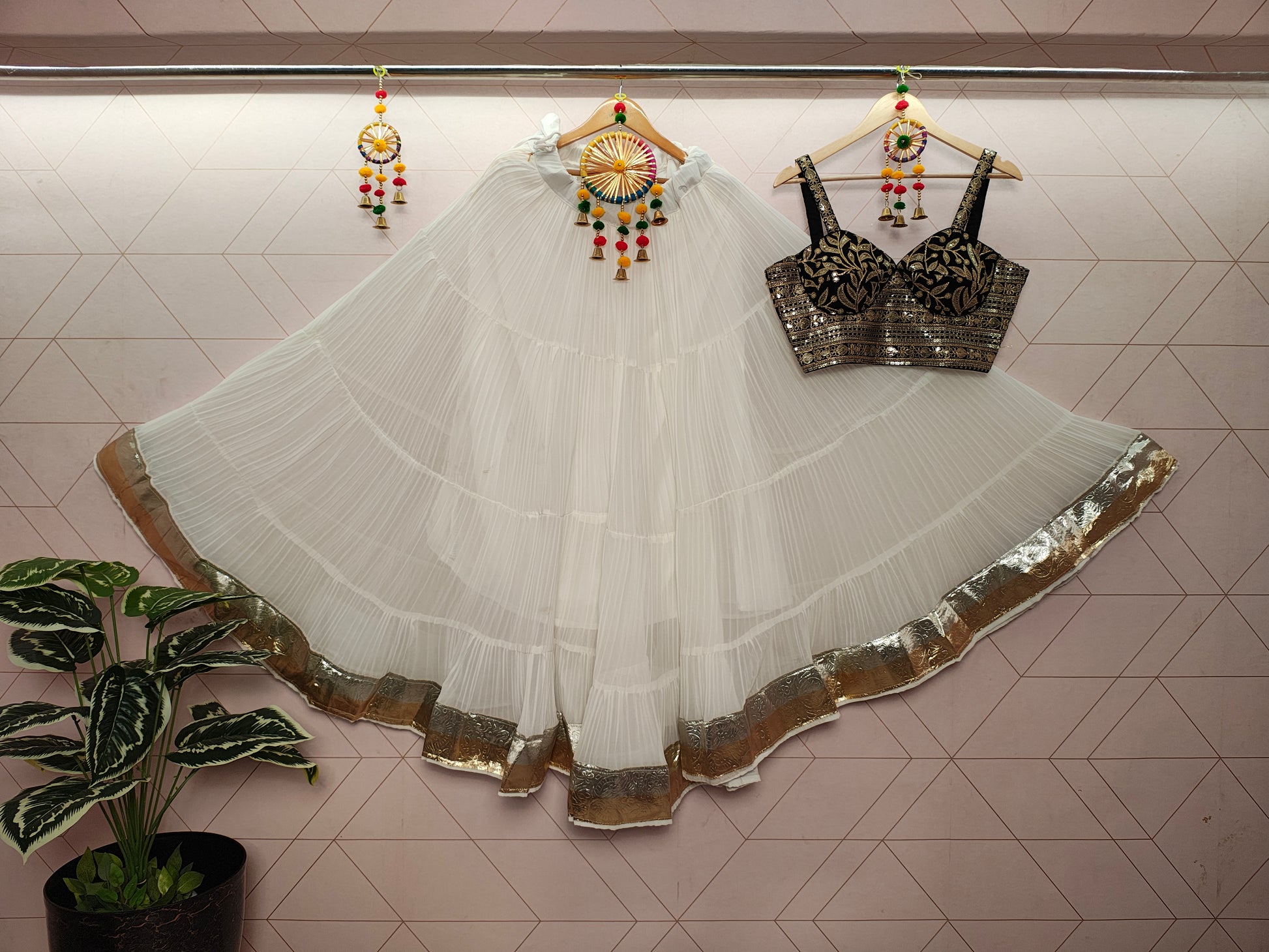 TAPI TAT NAVARATRI LEHENGA - Vedhika Fashion