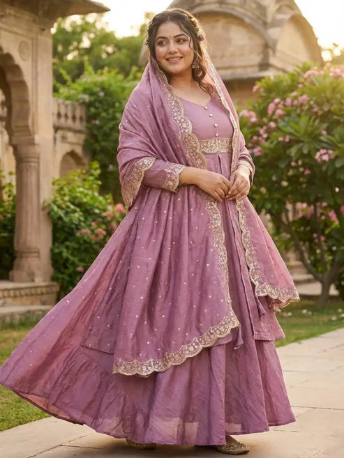 PLUS VEDHIKA PINK SUIT