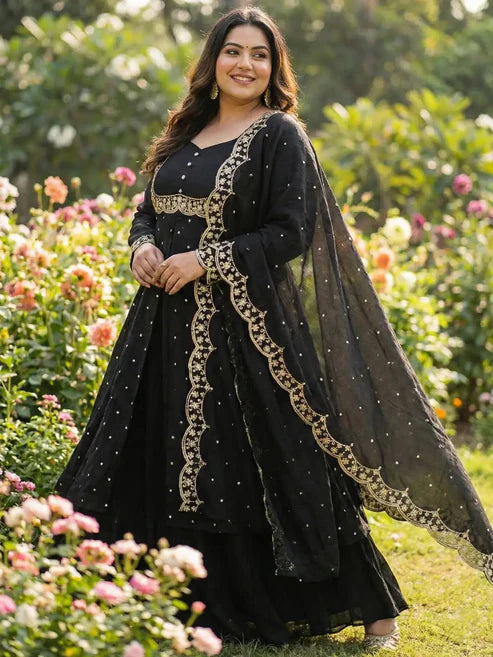 PLUS VEDHIKA BLACK SUIT