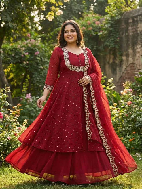 PLUS VEDHIKA RED SUIT