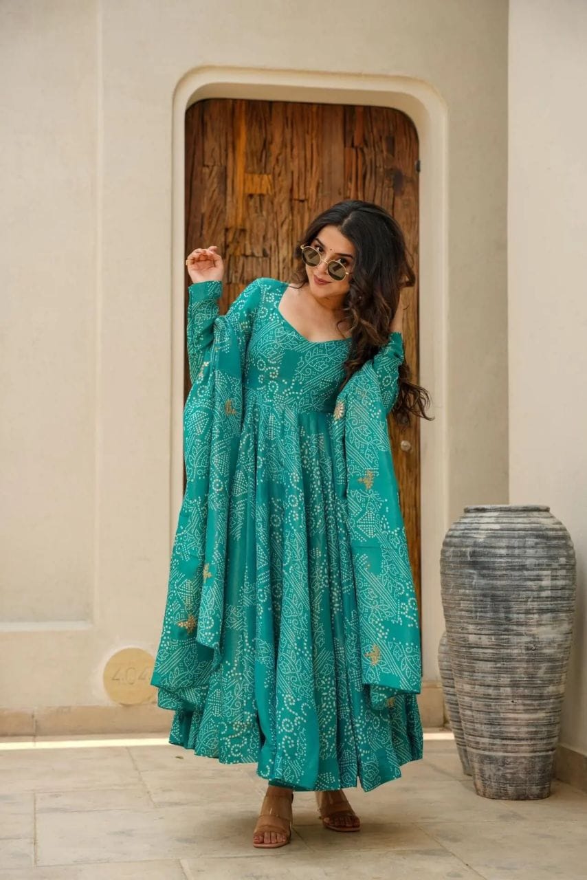 Green Bandhani Suit Set