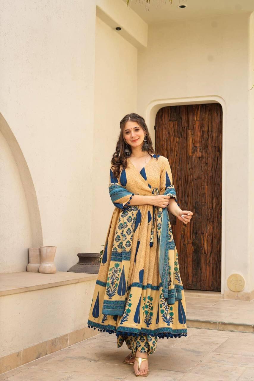AKIRA SUIT SET - Vedhika Fashion